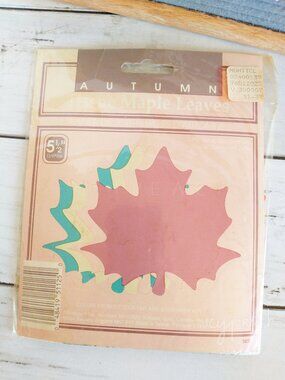 Amscan Autumn Tissue Maple Leaves 5-½” Vintage 24 Pieces Orange Red Yellow Green
